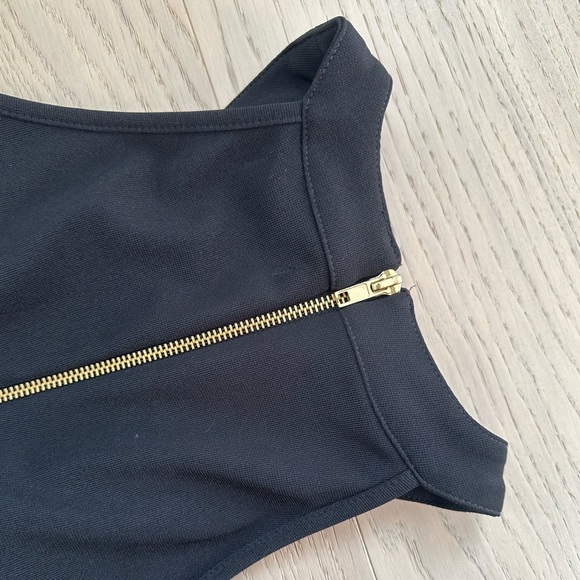 Black Dress - Picture 6 of 8